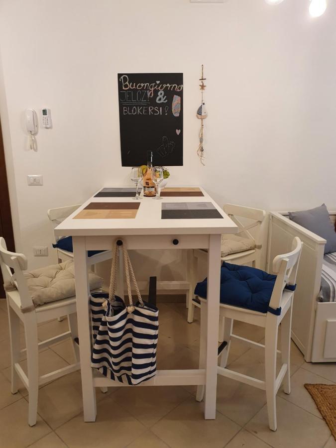 Bella Alba Apartment On The Beach Alba Adriatica Bagian luar foto