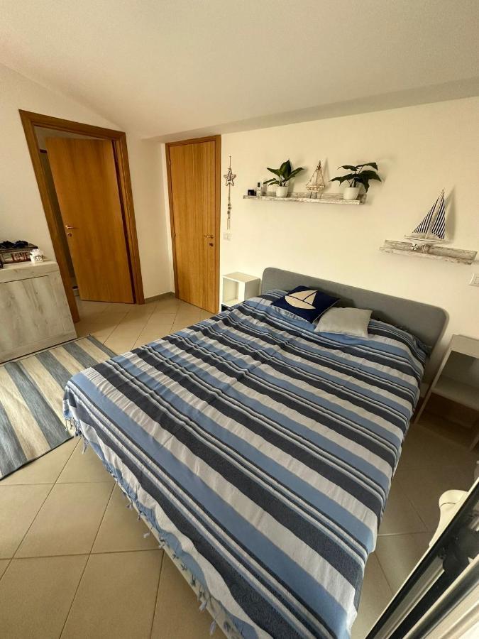 Bella Alba Apartment On The Beach Alba Adriatica Bagian luar foto
