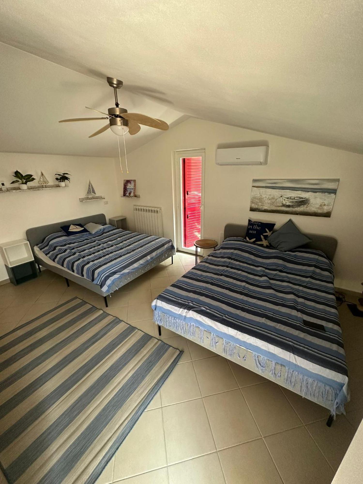 Bella Alba Apartment On The Beach Alba Adriatica Bagian luar foto